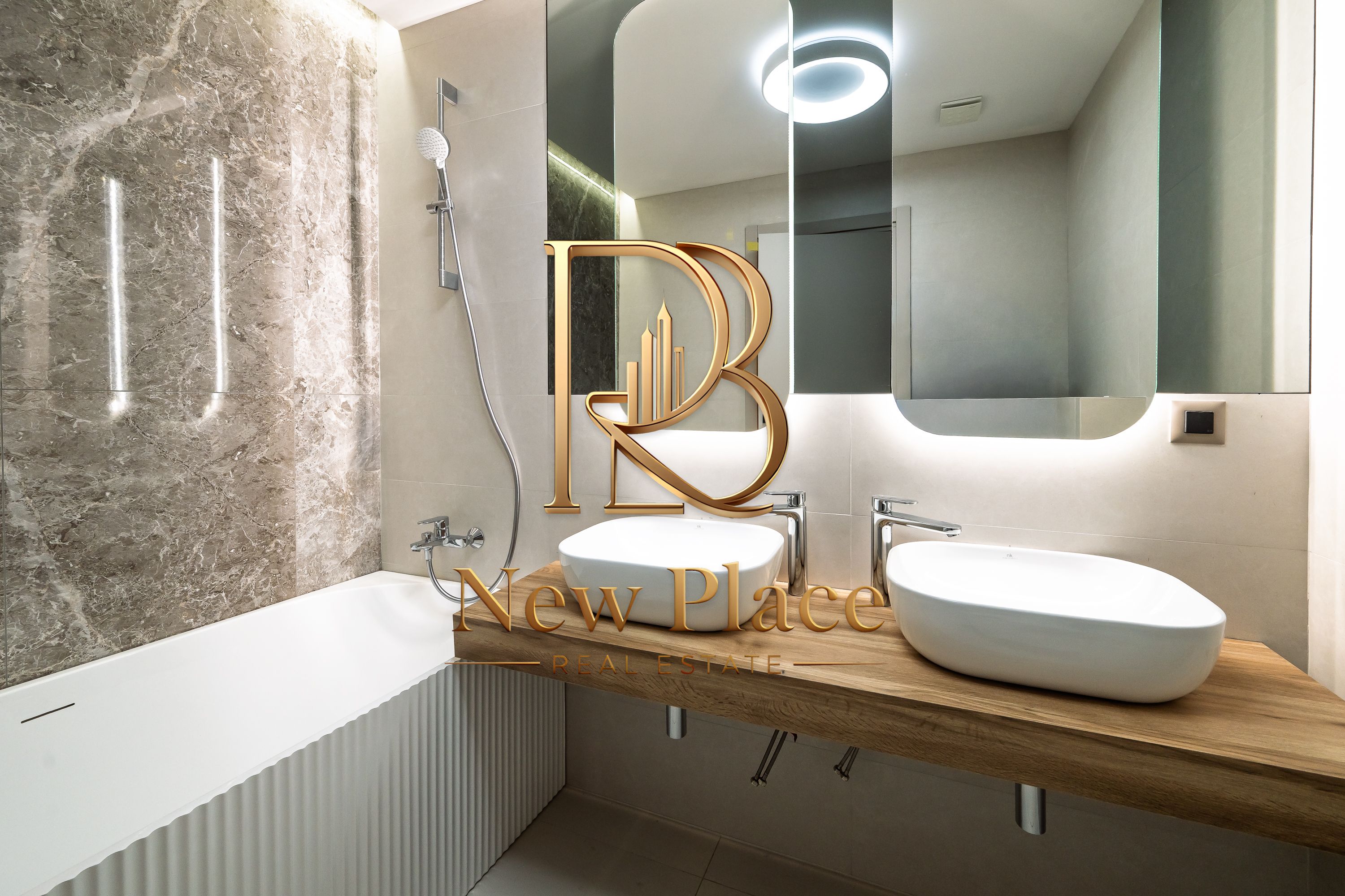 [VIDEO] IANCU NICOLAE | ROVERE | CURTE 190 mp [+21% TVA] ULTRA LUX — fotografia 18