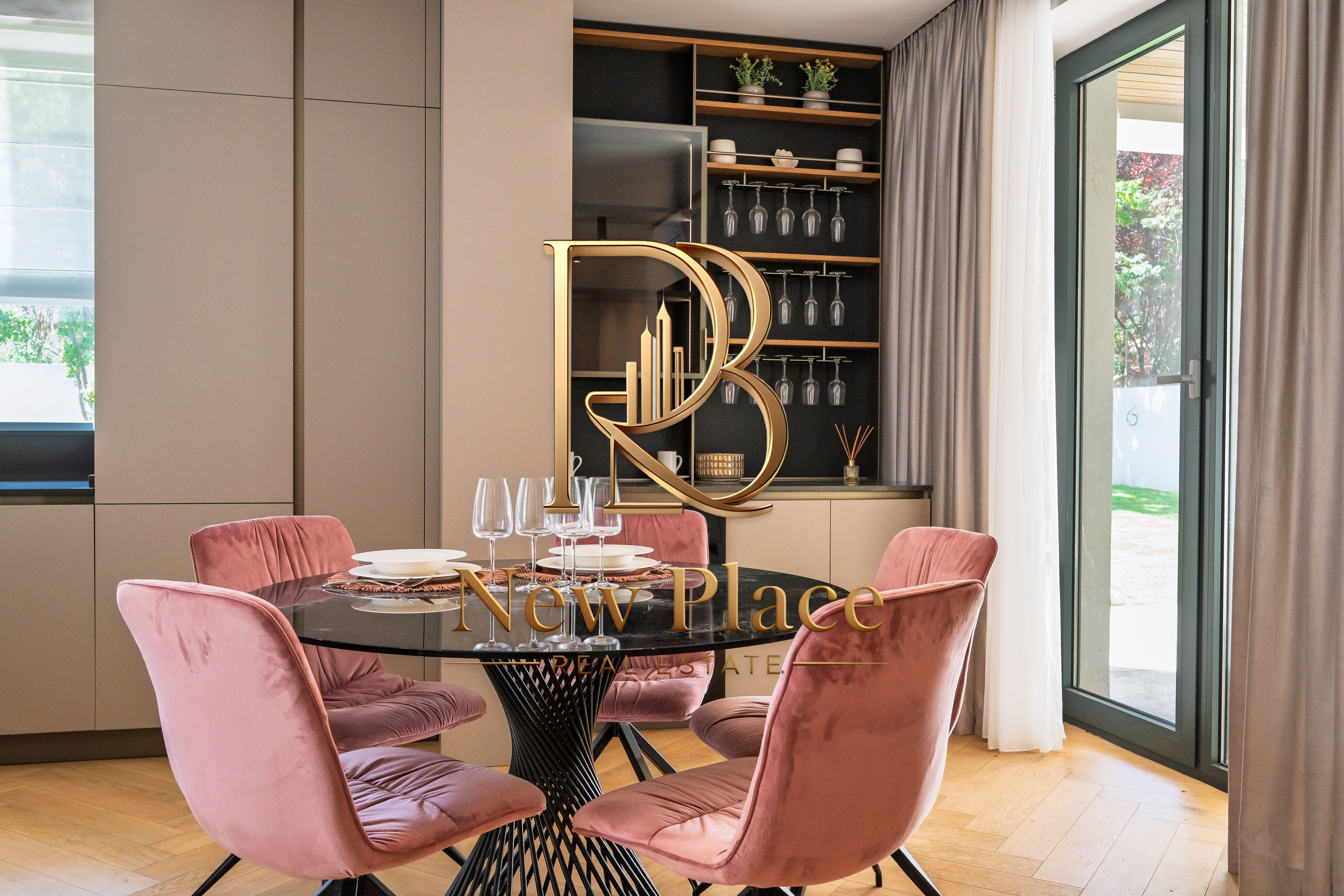 [VIDEO] IANCU NICOLAE | ROVERE | CURTE 190 mp [+21% TVA] ULTRA LUX — fotografia 5