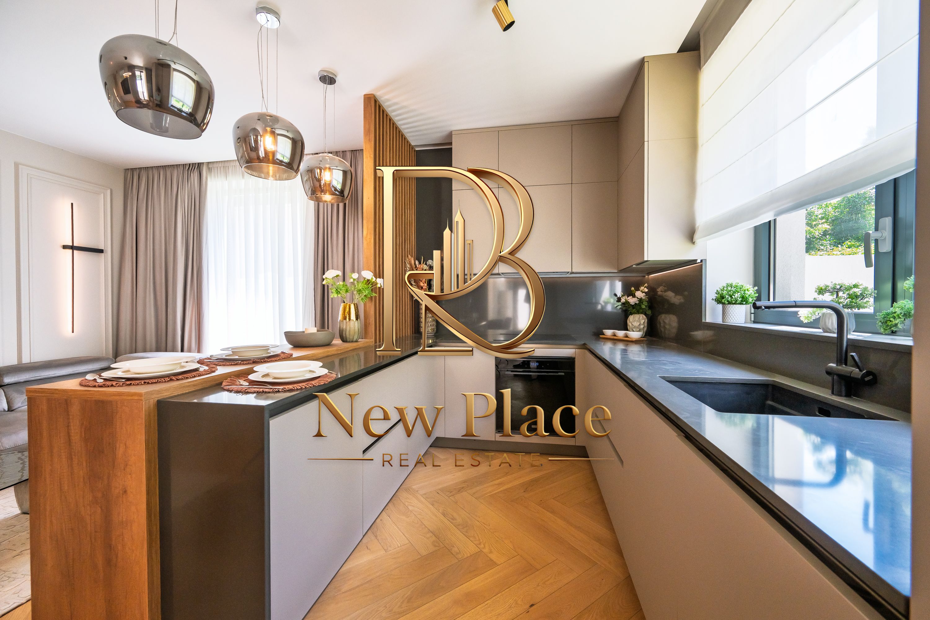 [VIDEO] IANCU NICOLAE | ROVERE | CURTE 190 mp [+21% TVA] ULTRA LUX — fotografia 7