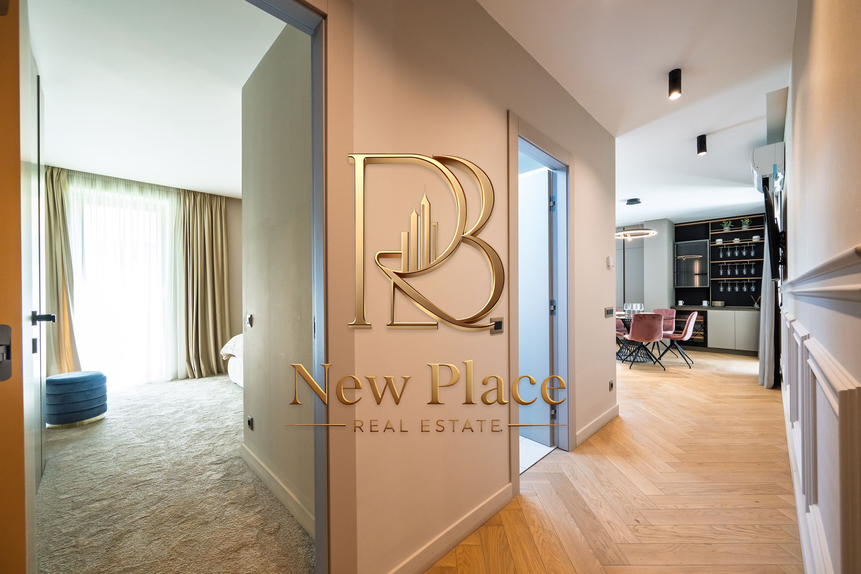 [VIDEO] IANCU NICOLAE | ROVERE | CURTE 190 mp [+21% TVA] ULTRA LUX — fotografia 9