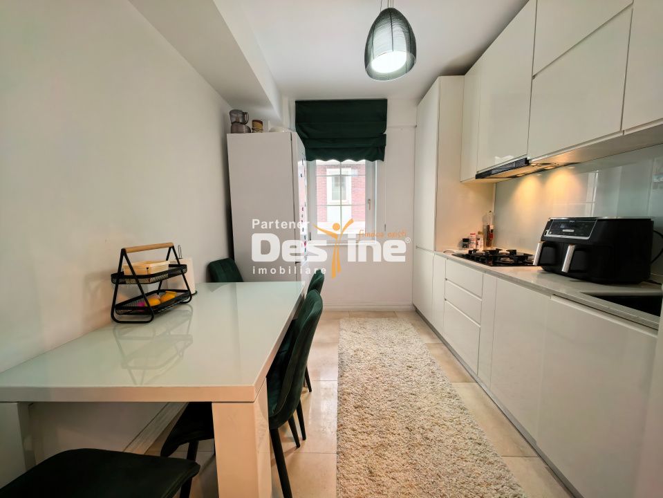 Duplex modern cu design britanic 7 camere D+P+1+M 160 mp — fotografia 12