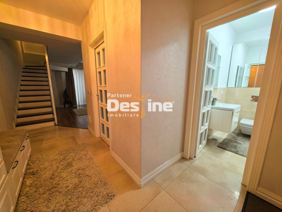 Duplex modern cu design britanic 7 camere D+P+1+M 160 mp — fotografia 19