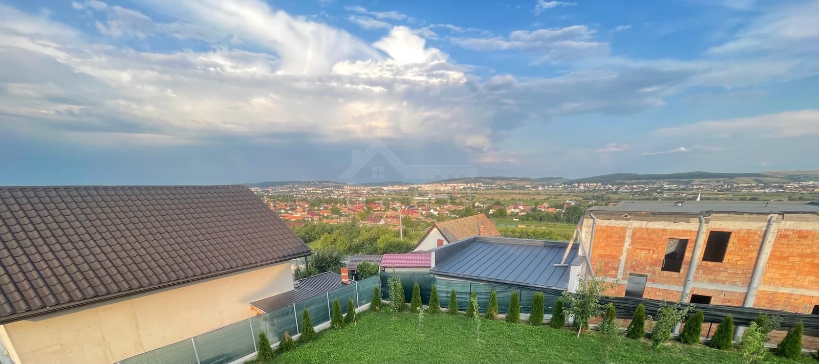 vand casa in Nazna sau schimb  cu apartament plus diferenta — fotografia 13