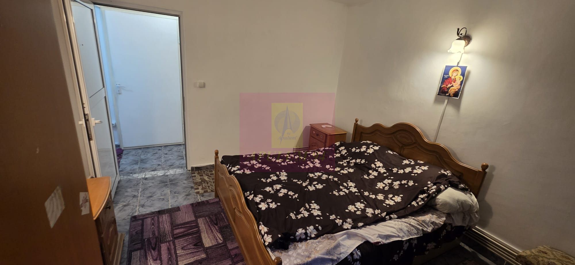 Apartament cu 3 camere de vanzare in Campina, parter — fotografia 4