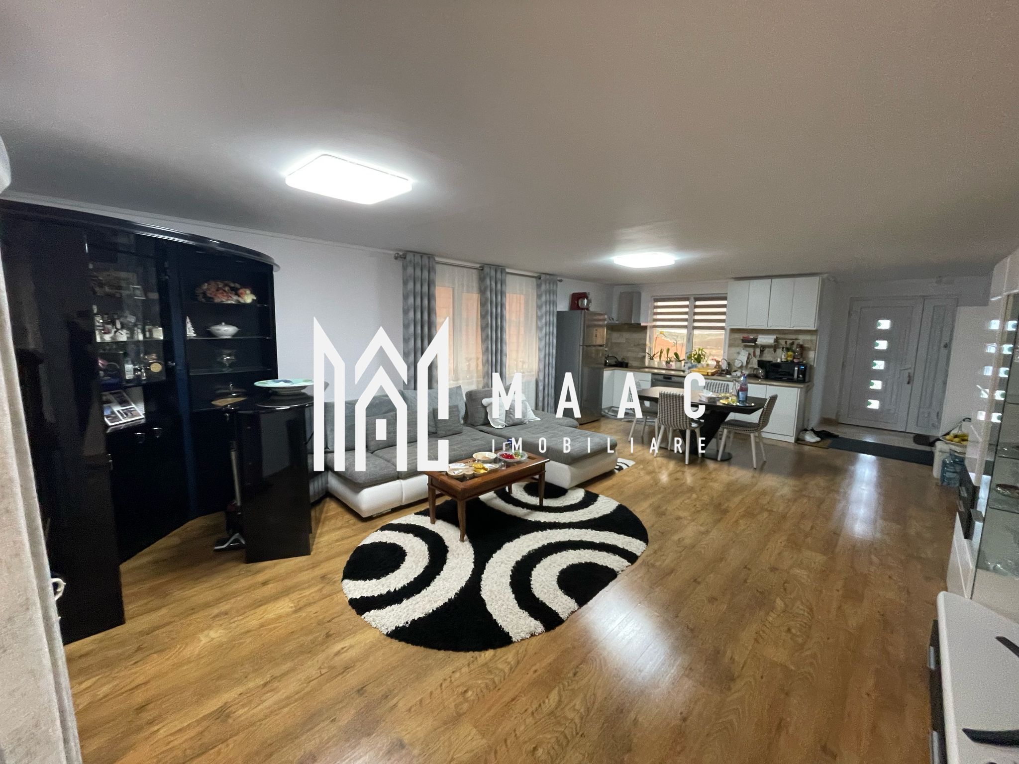 Casă 3 Camere | Curte Generoasă | Priveliște Superbă | Sura Mare