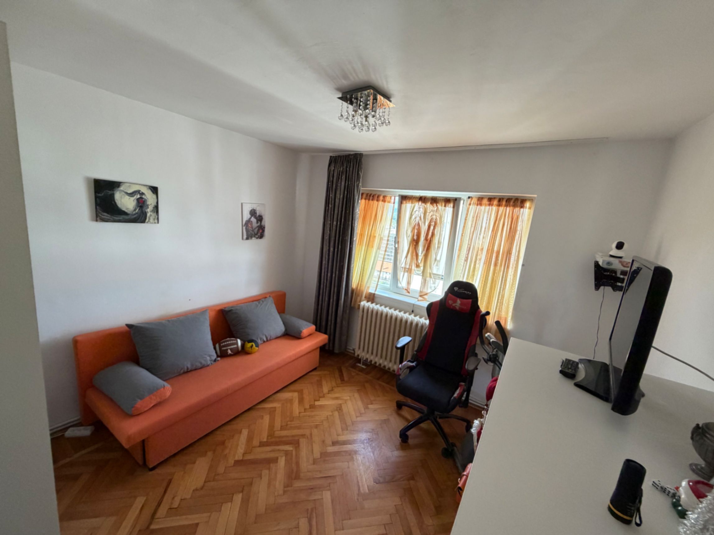 Apartament 3 camere, decomandat  - zona Cetate — fotografia 5