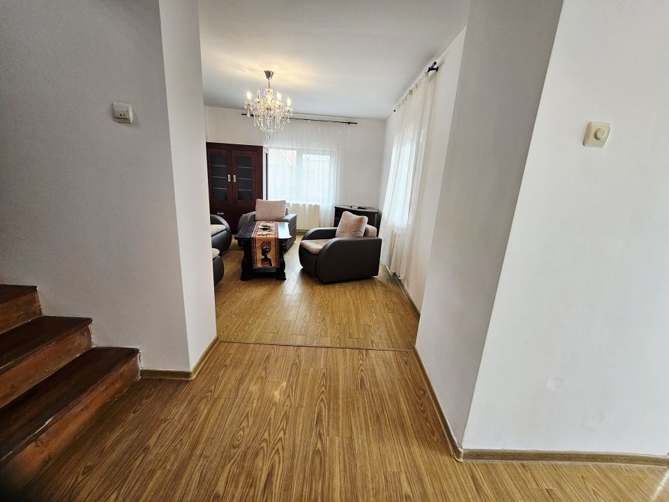 Casa eleganta,zona centrala Aiton,cu ciubar,gradina si panouri fotovoltaice — fotografia 8