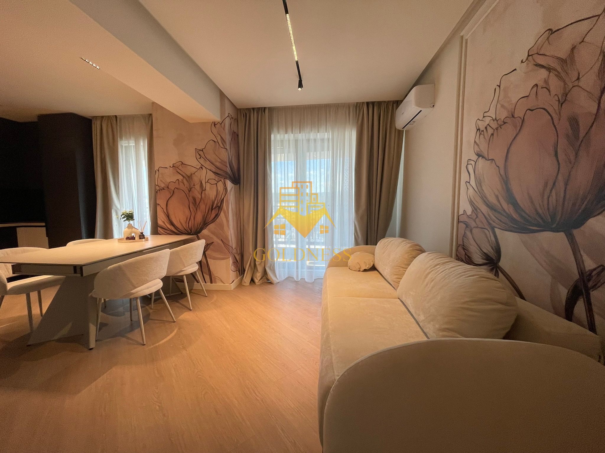 Premium| Finisaje 2026| Decomandat| View panoramic Sud| West Tower | — fotografia 2