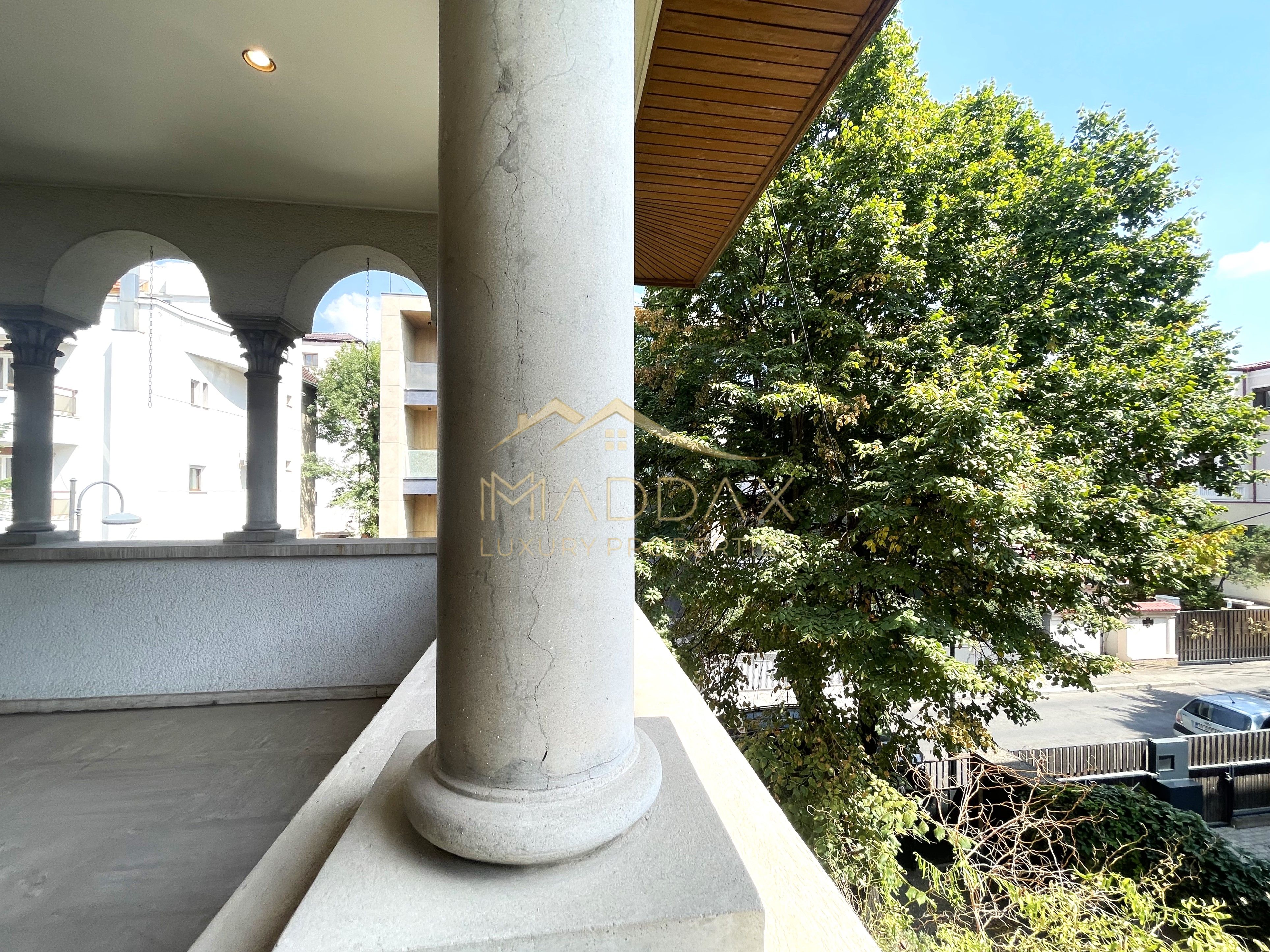 4 rooms ***203 SQM useful*** / 38 SQM terrace + garage / Primaverii — fotografia 13