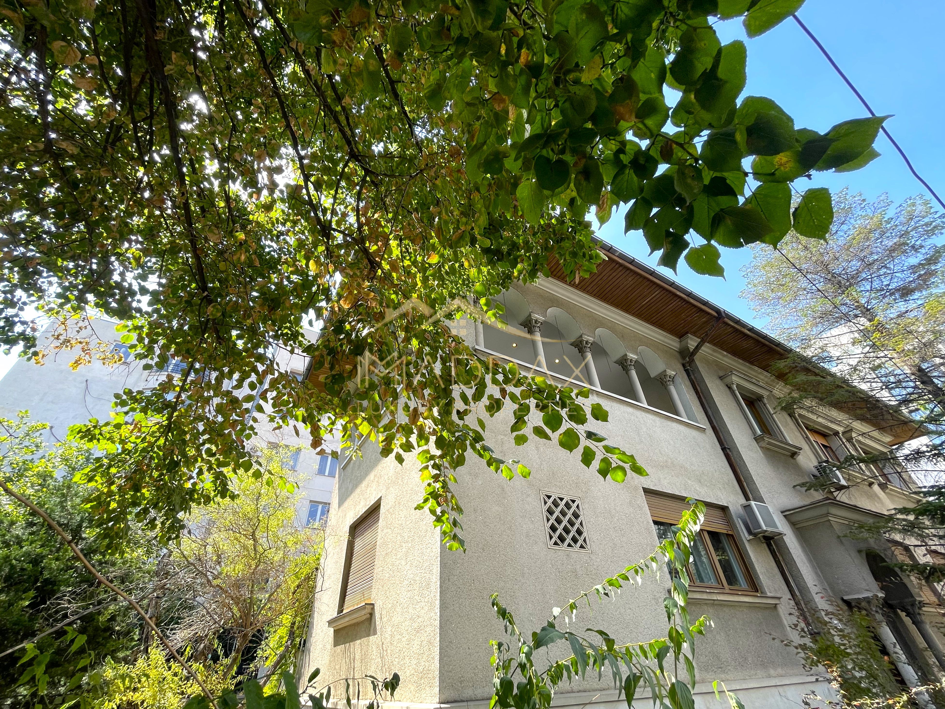 4 rooms ***203 SQM useful*** / 38 SQM terrace + garage / Primaverii — fotografia 6
