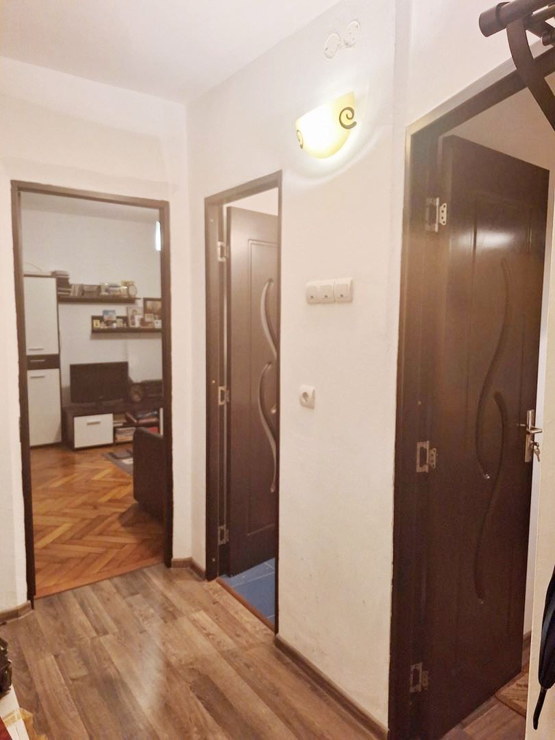 Garsoniera in bloc de apartamente piata Astra — fotografia 6