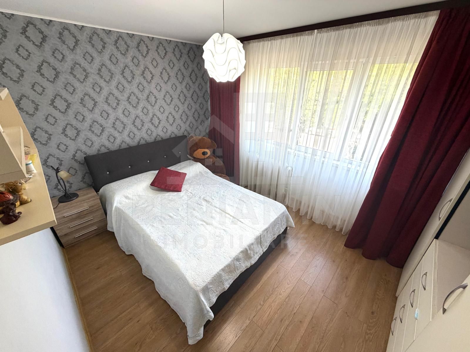 Apartament 3 camere Rovine Profi Etaj 1 66mp teava de gaze — fotografia 5