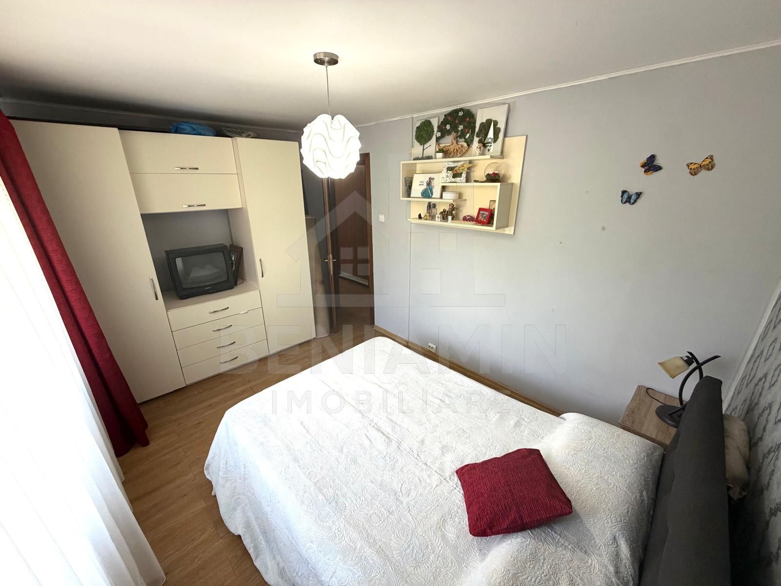 Apartament 3 camere Rovine Profi Etaj 1 66mp teava de gaze — fotografia 6