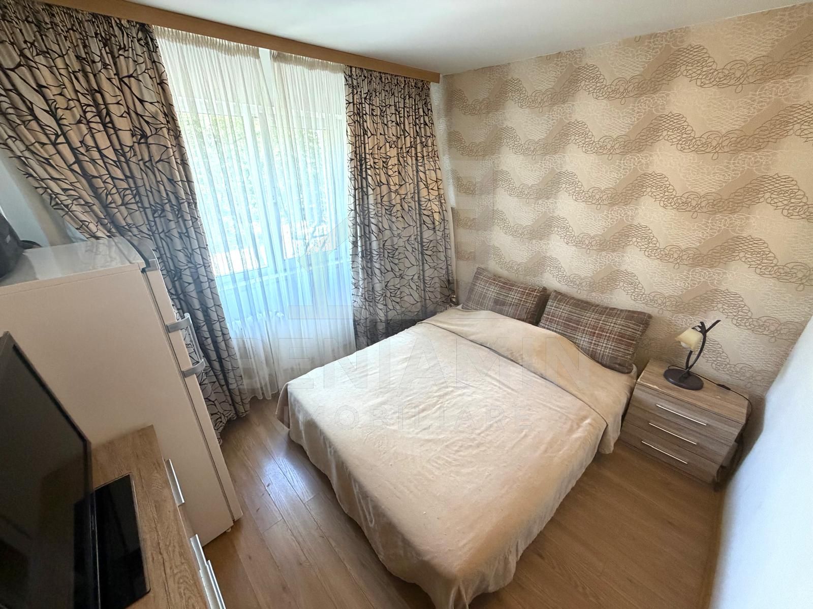 Apartament 3 camere Rovine Profi Etaj 1 66mp teava de gaze — fotografia 8