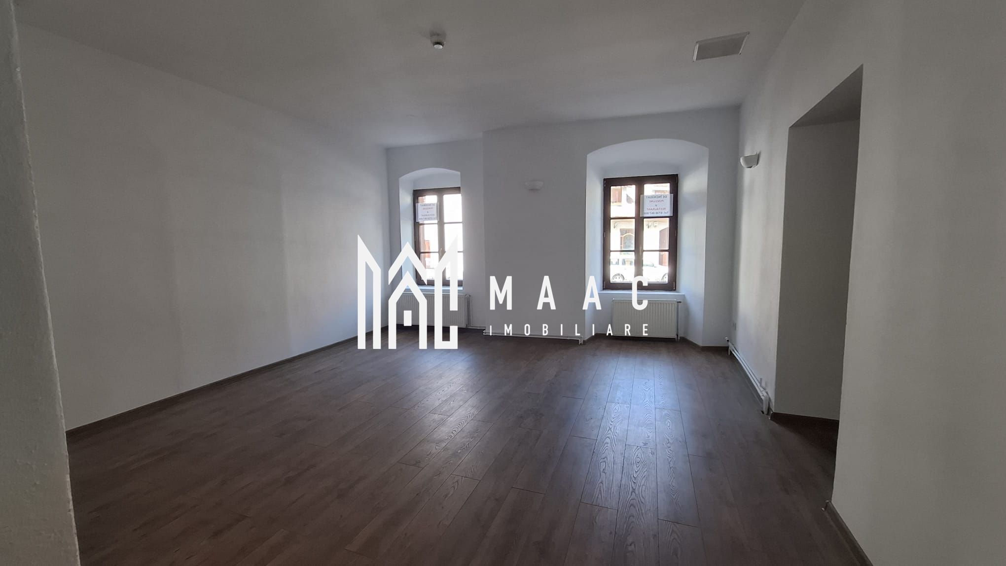 Pensiune 12 camere de închiriat | Central, Sibiu | terasă — fotografia 35