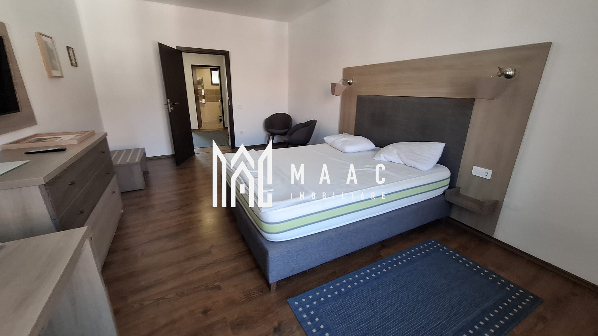 Pensiune 12 camere de închiriat | Central, Sibiu | terasă — fotografia 37