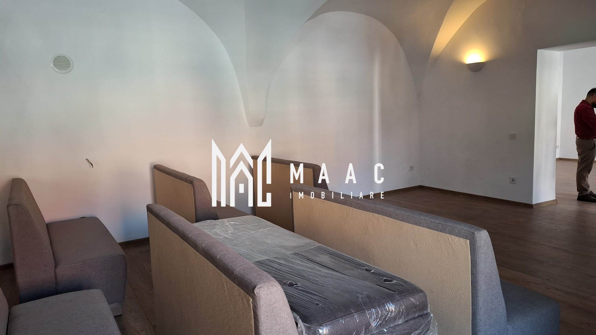 Pensiune 12 camere de închiriat | Central, Sibiu | terasă — fotografia 8