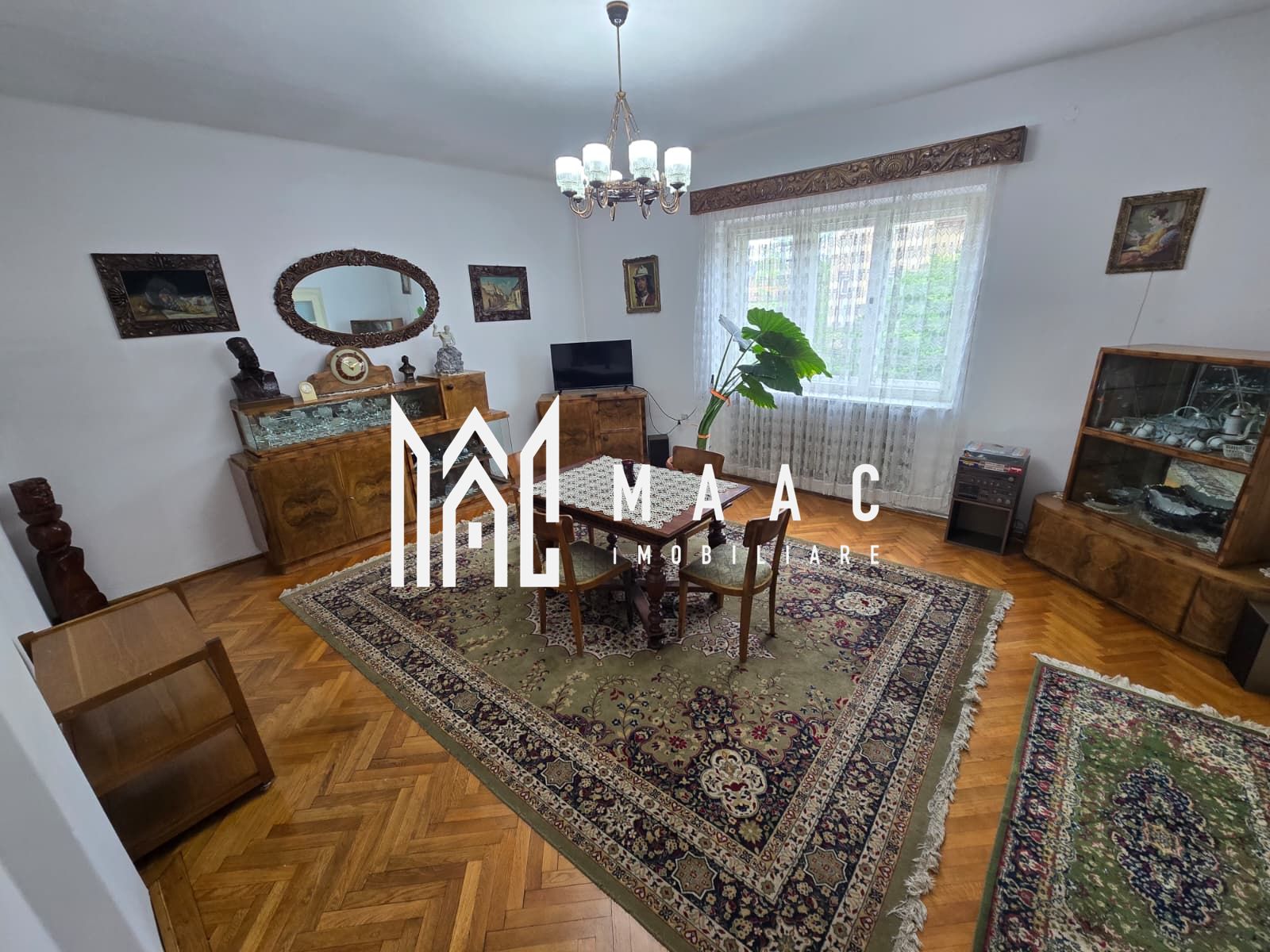 Apartament 4 camere 156 mpu zona Centrala Garaj Pivnita — fotografia 8