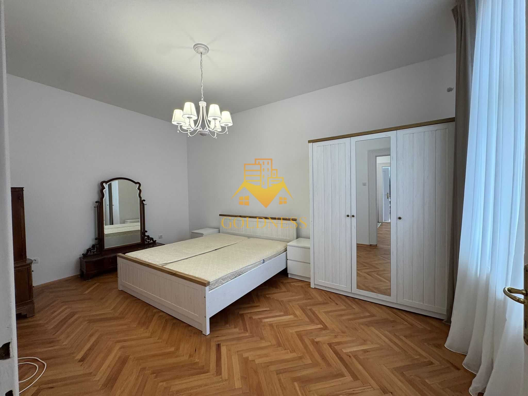 3 camere, UltraCentral, UBB, Barițiu, Mihai Viteazu, Parcare, Horea — fotografia 2