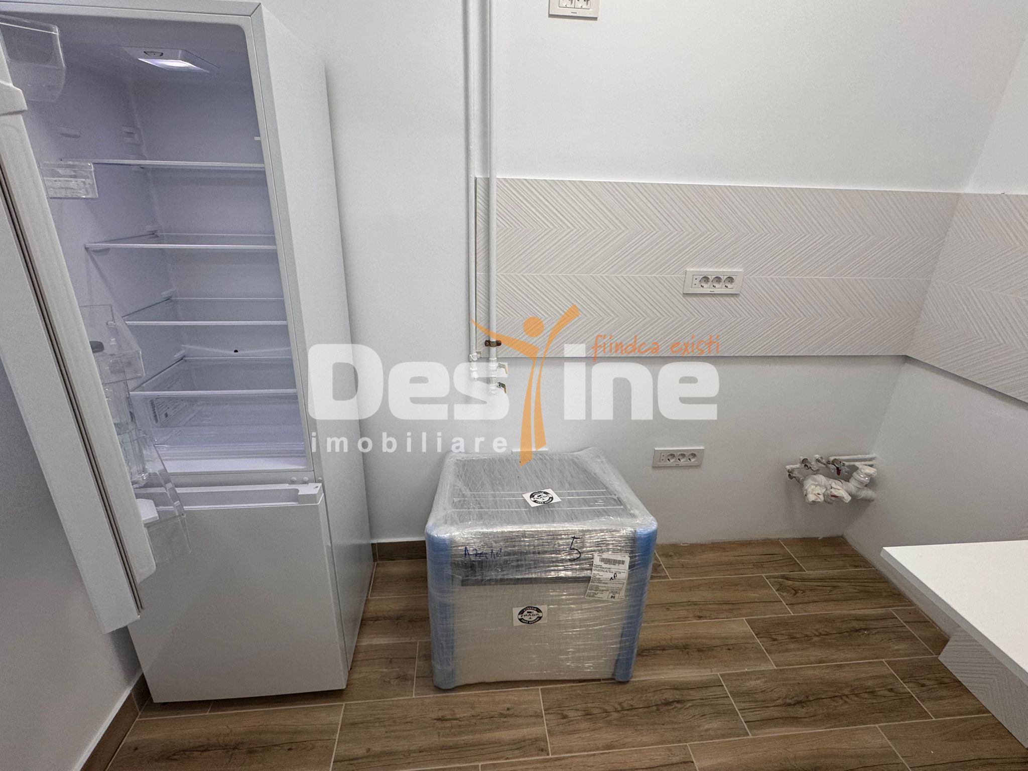 Garsonieră de vânzare – Militari — fotografia 4