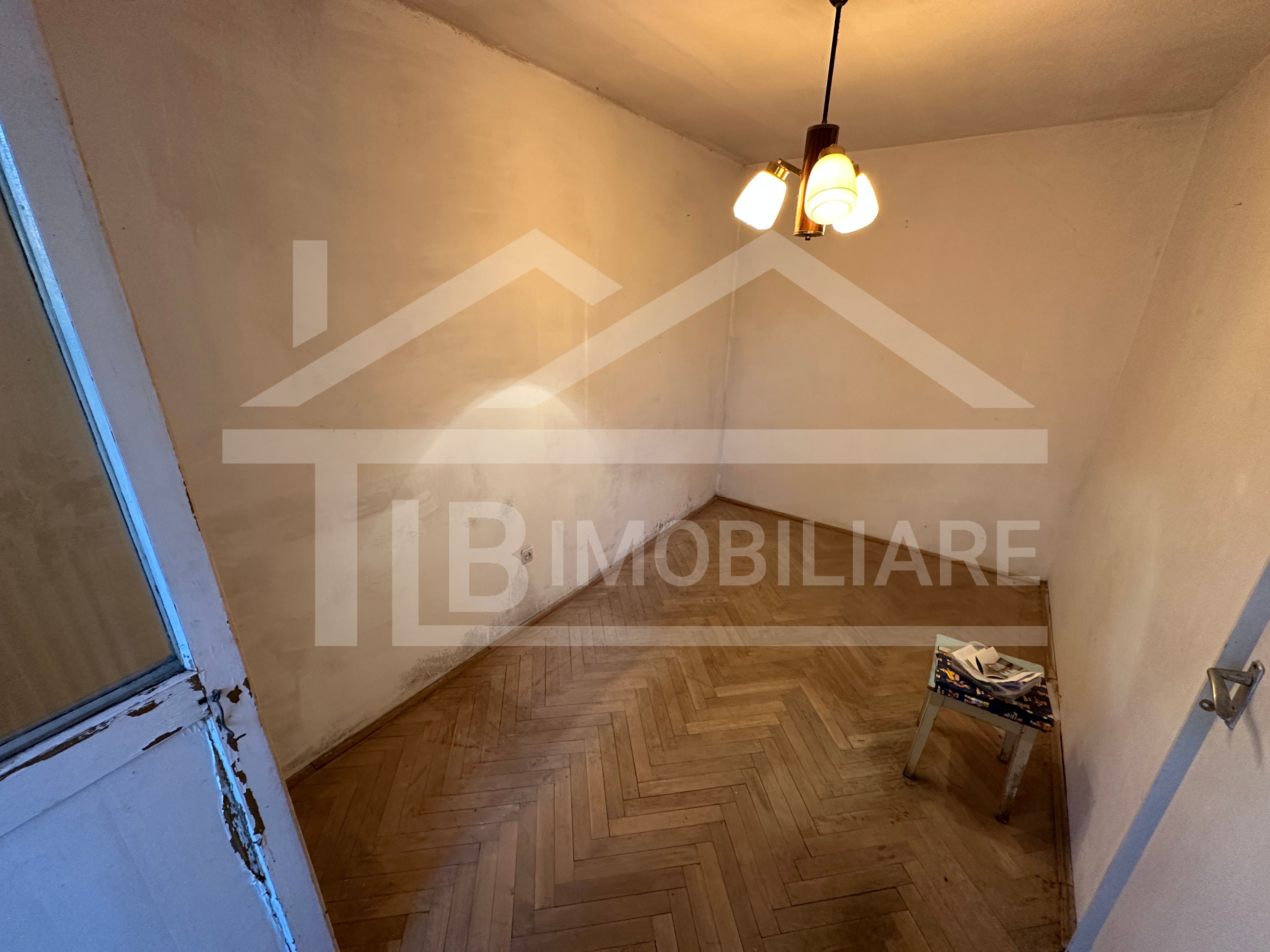 Apartament cu 2 camere, 39mp, semi-decomandat, Zona Piata Armatei — fotografia 3