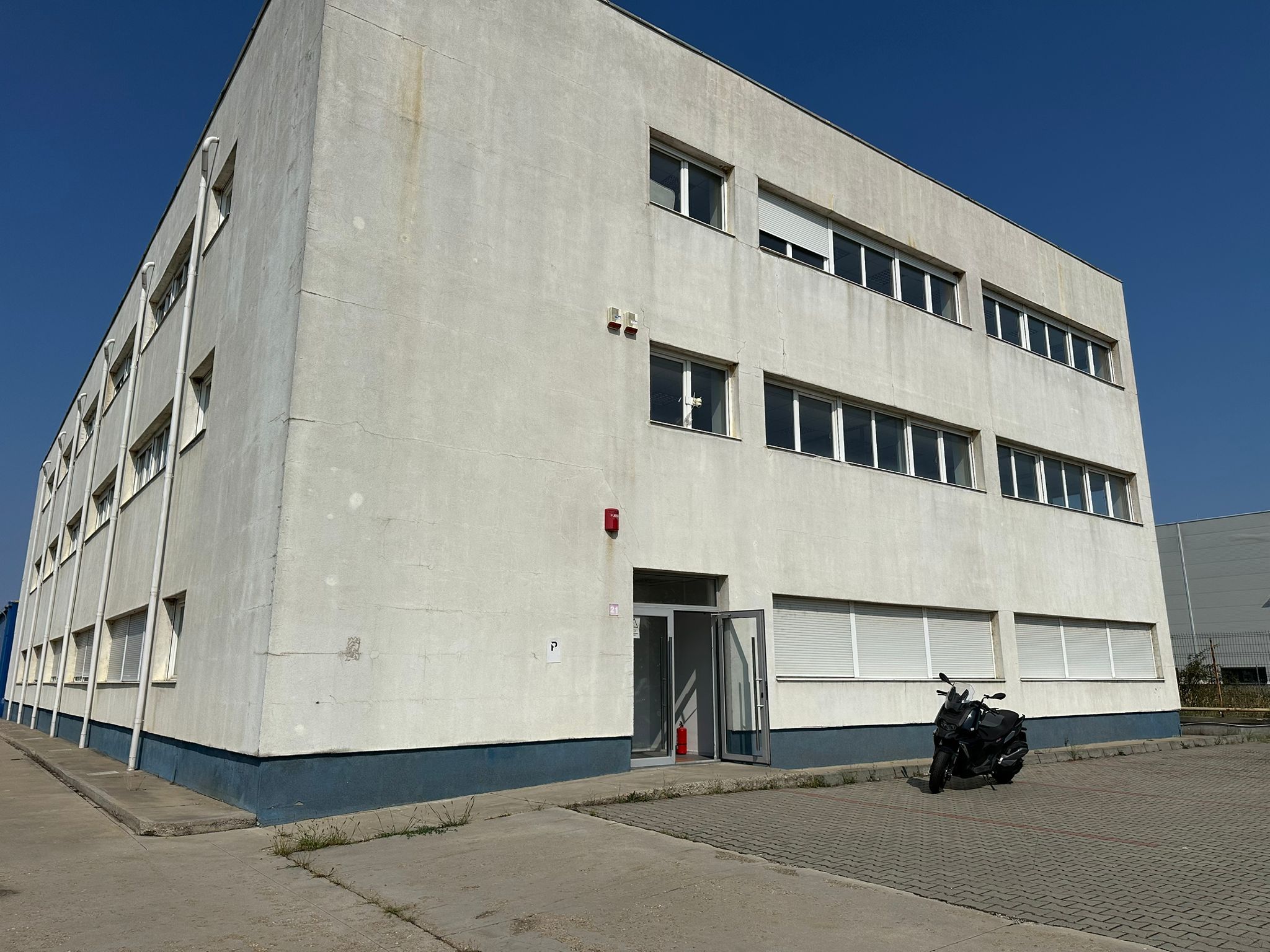 Spatiu depozitare - logistica 2.519 mp si birouri Chiajna A1 — fotografia 3