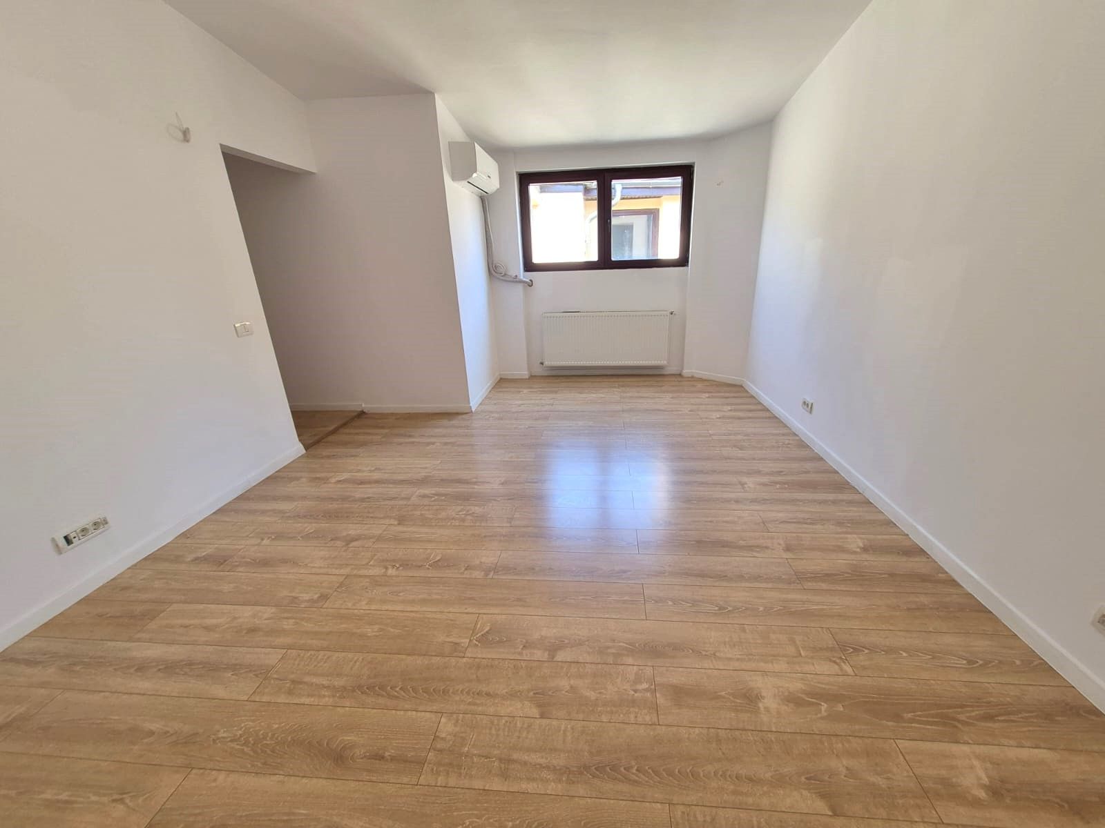 Apartament de închiriat | Aviatorilor | Vilă consolidată și renovată — fotografia 15