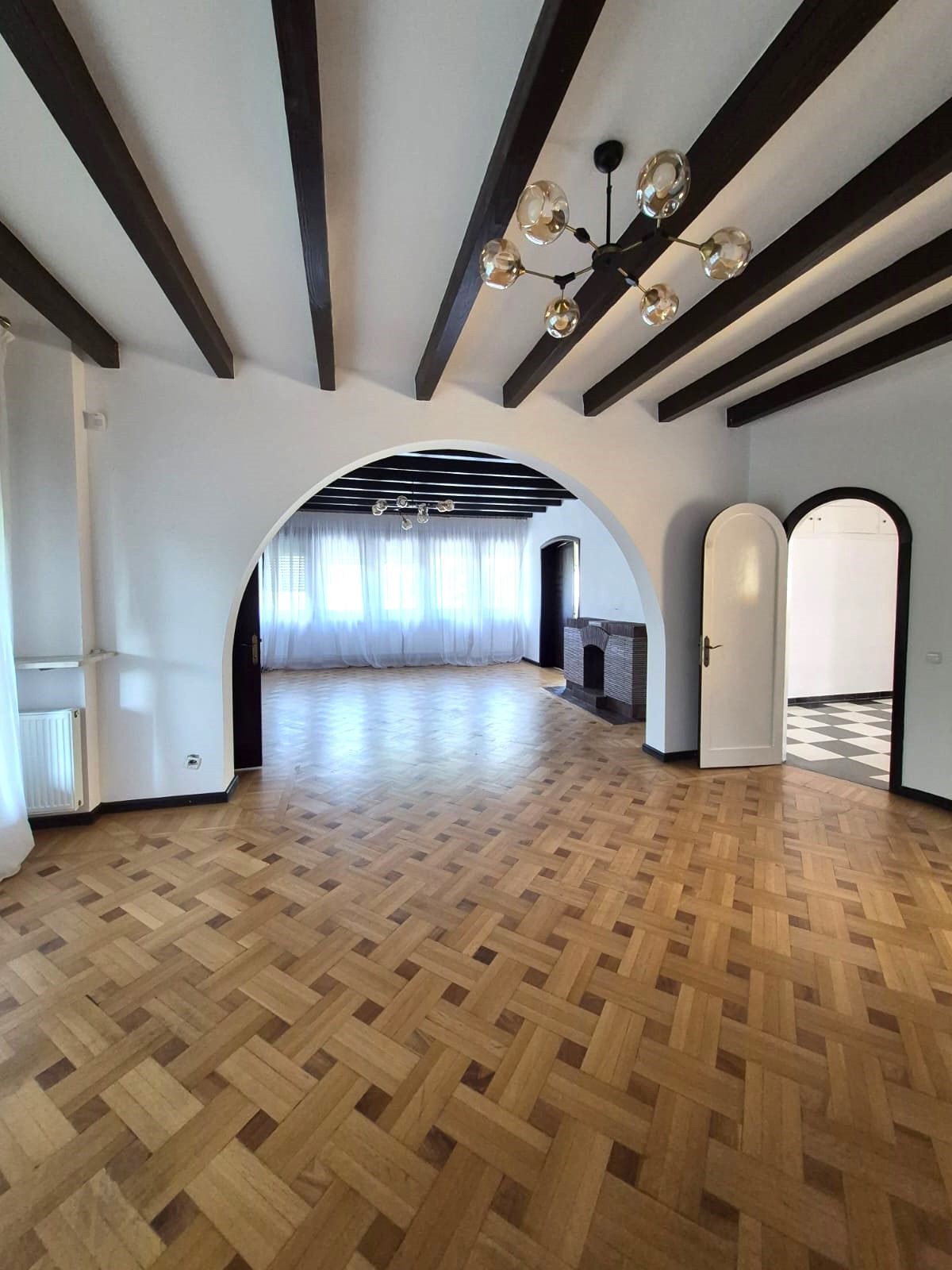 Apartament de închiriat | Aviatorilor | Vilă consolidată și renovată — fotografia 23