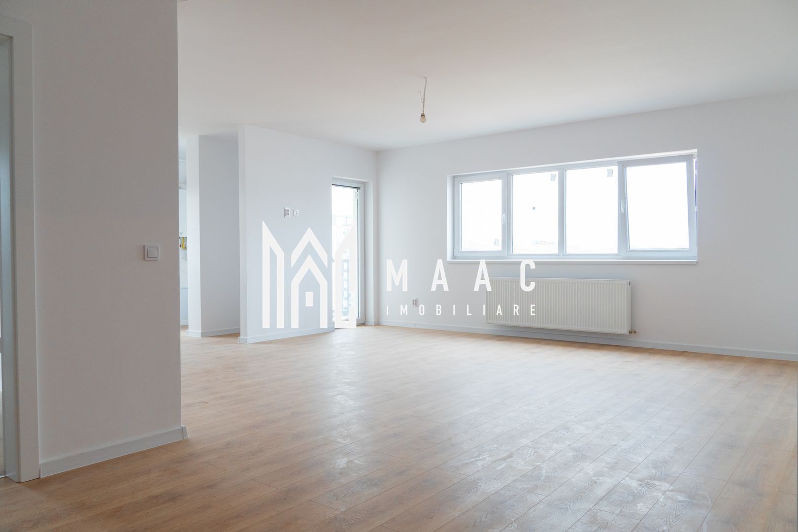 Apartament 4 camere | Etaj 1 | Loc de parcare