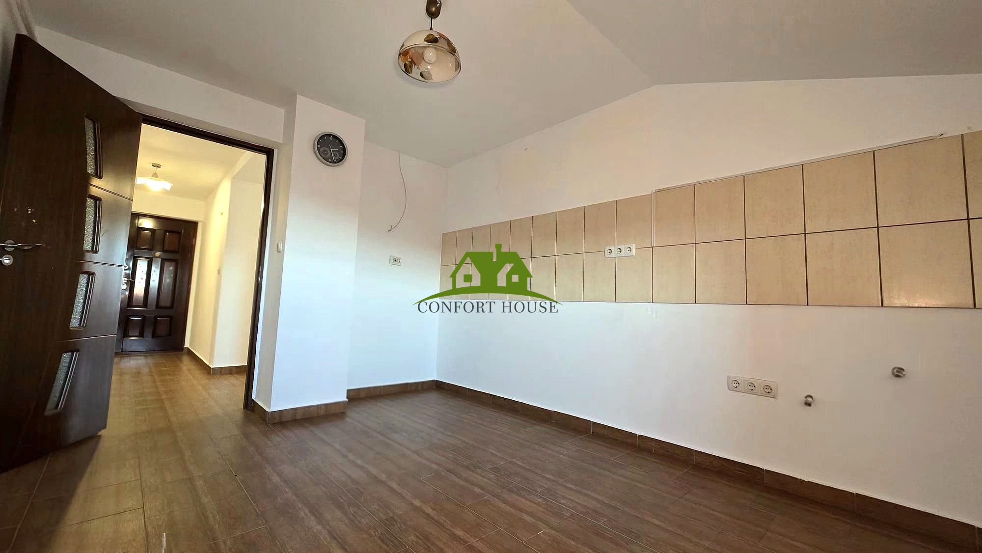 Apartament 2 camere I Bloc 2010 I Centrală proprie I Zona excelentă — fotografia 3