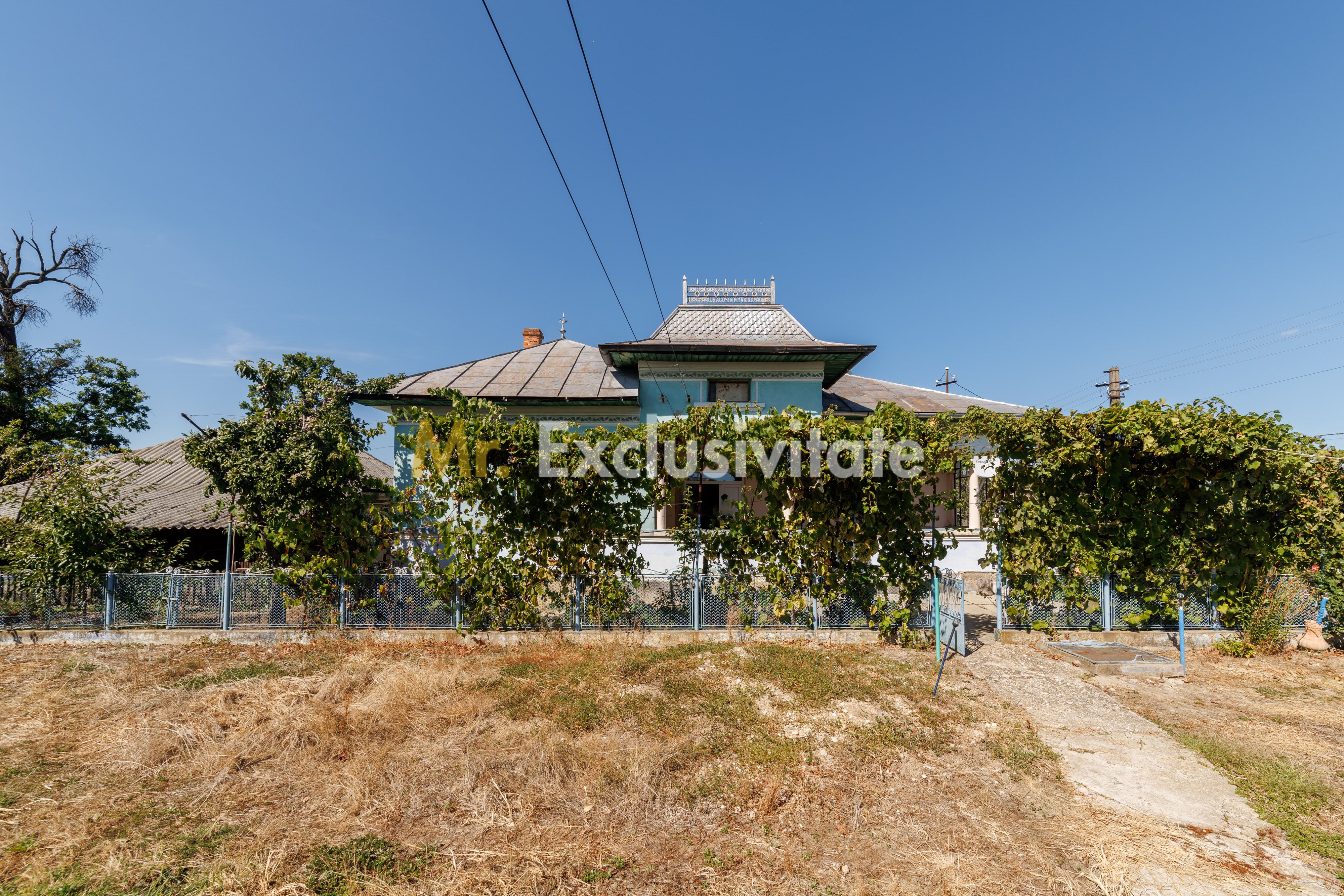 CASA SI GOSPODARIE DE VANZARE – SPINENI, OLT | 4.000 MP TEREN — fotografia 12