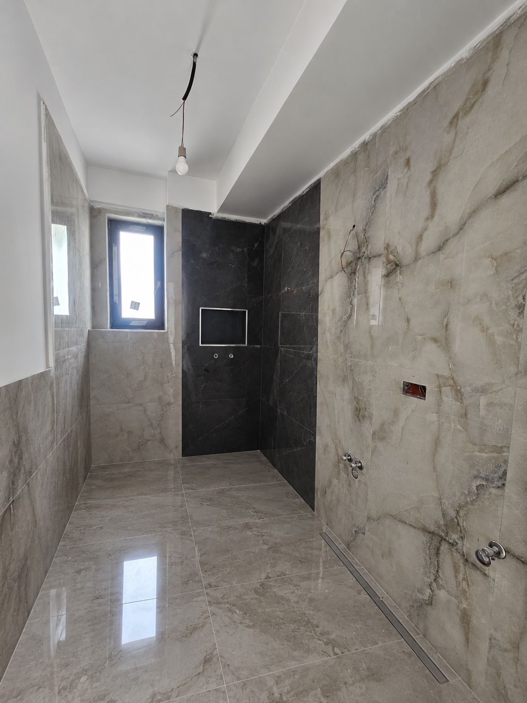 Apartament 3 camere, 62 mp- Magnolia, zona Metro- Craiova — fotografia 3