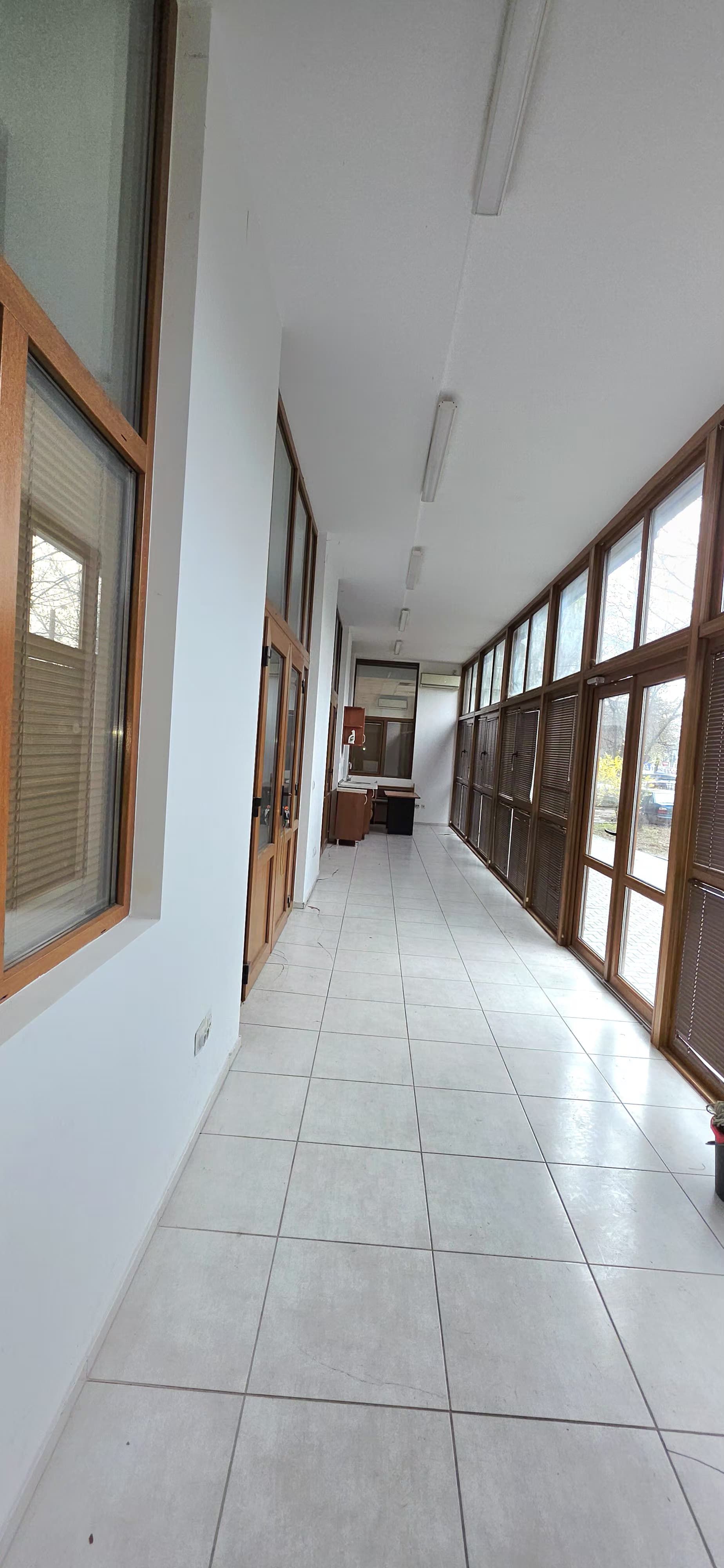 Spatiu comercial 300 mp - pozitie excelenta Turda, sector 1! — fotografia 10