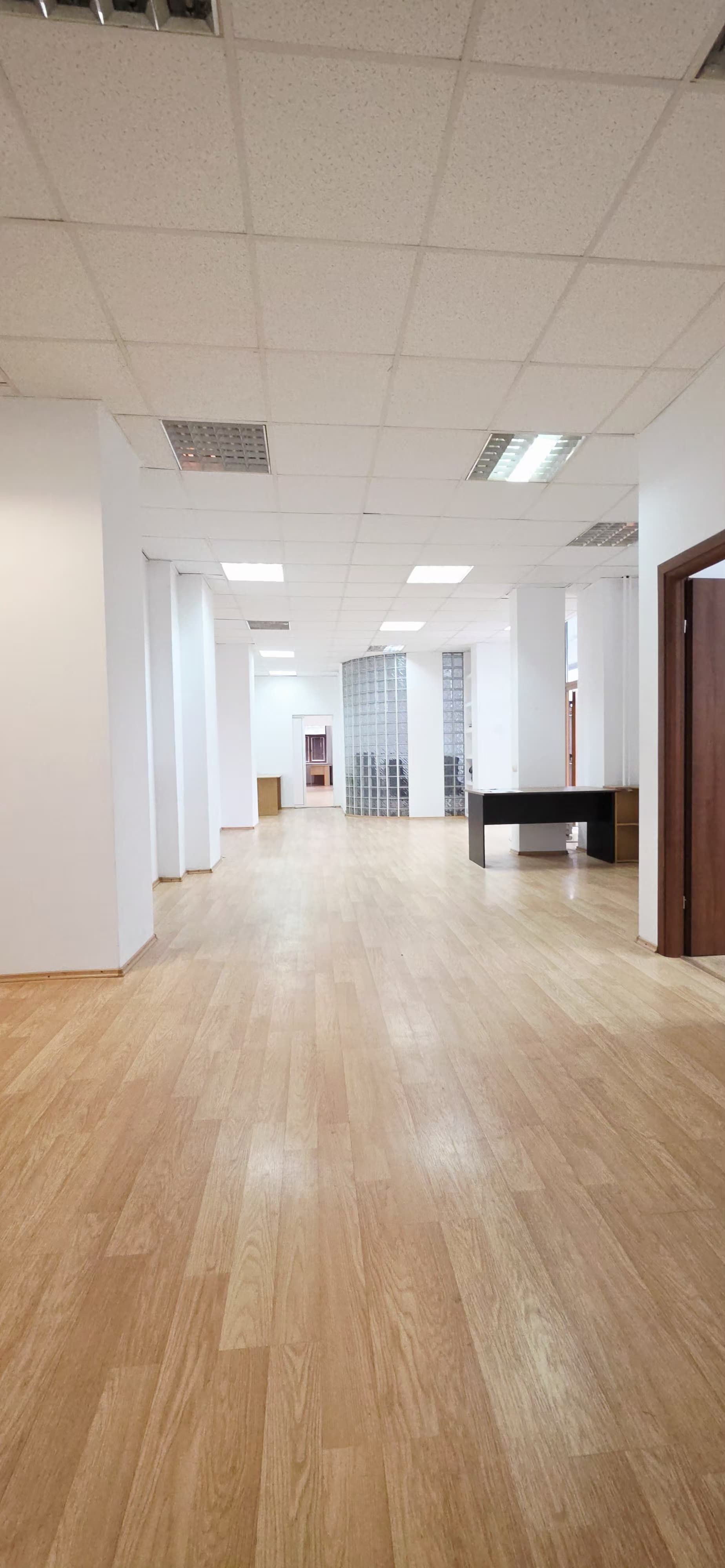 Spatiu comercial 300 mp - pozitie excelenta Turda, sector 1! — fotografia 11