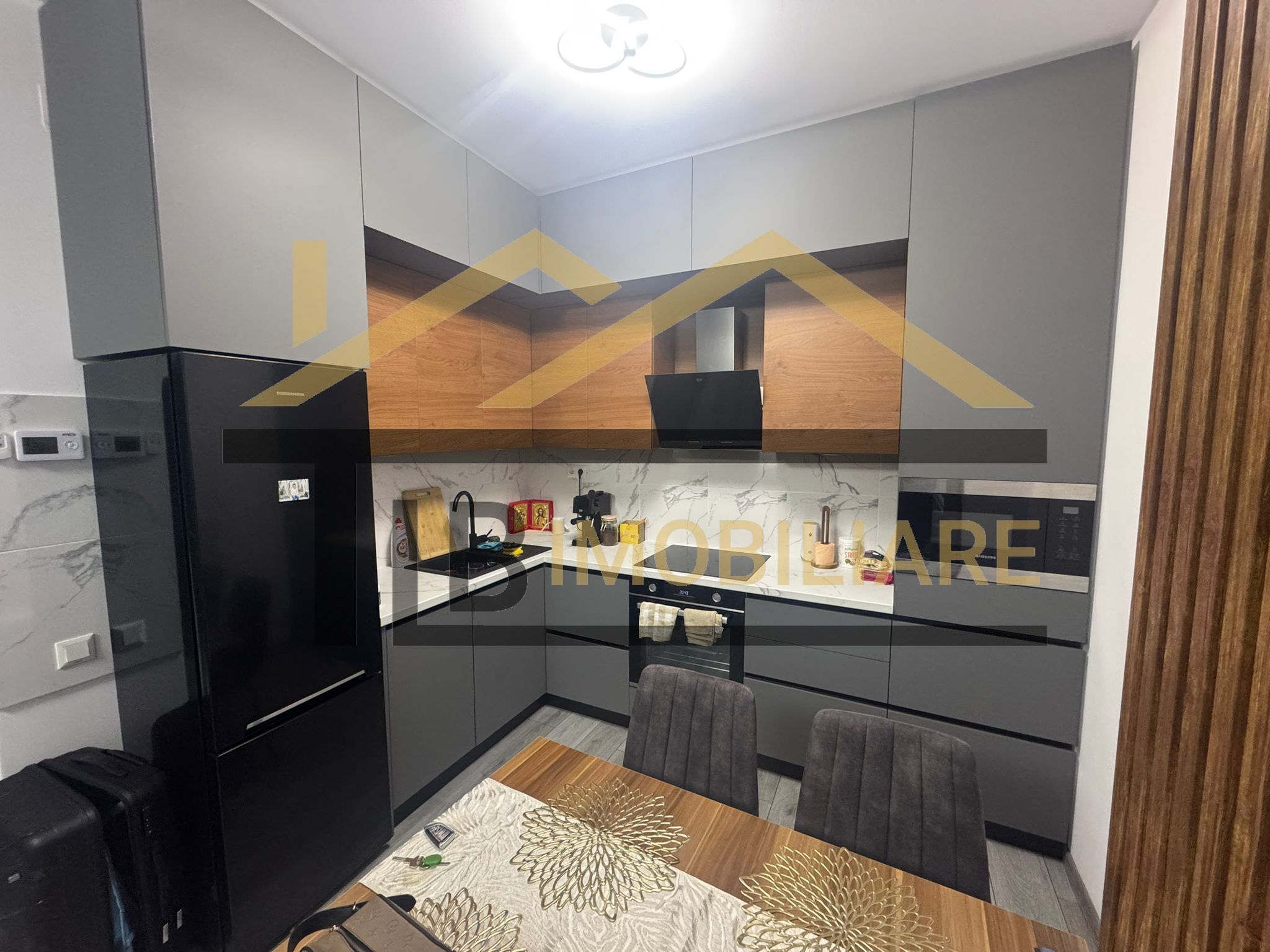 Apartament cu 2 camere, 56 mp, semidecomandat, Zona Shopping City — fotografia 7