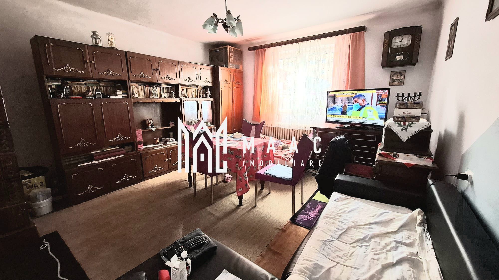 Casa tip duplex | 2 camere |  Zona Vasile Aron