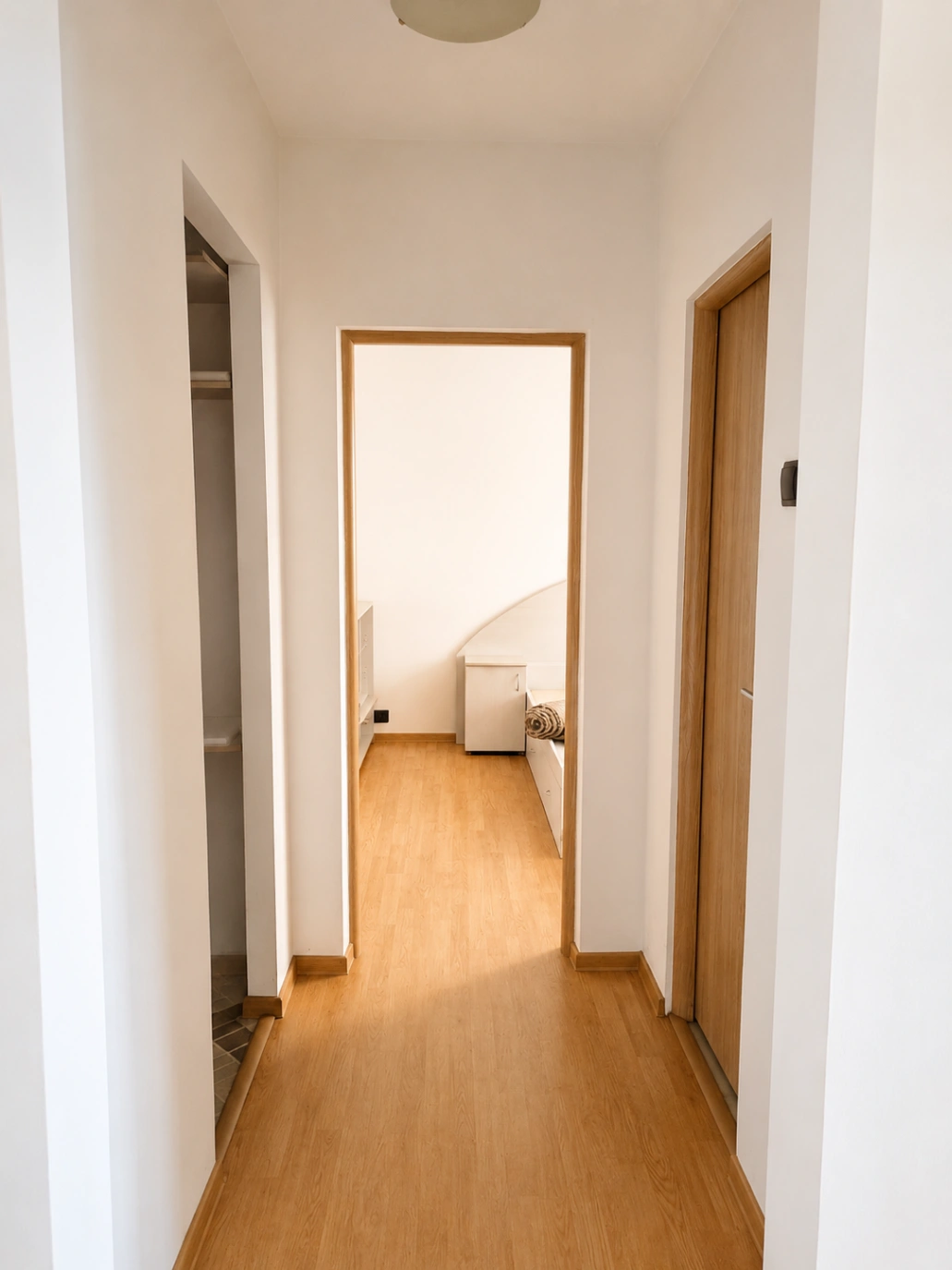 Apartament 2 camere de vânzare în Brașov — fotografia 8