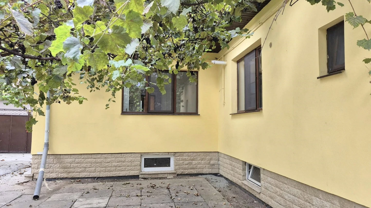 Brasov, casa de vanzare, 80 mp utili, 500 mp teren. — fotografia 3