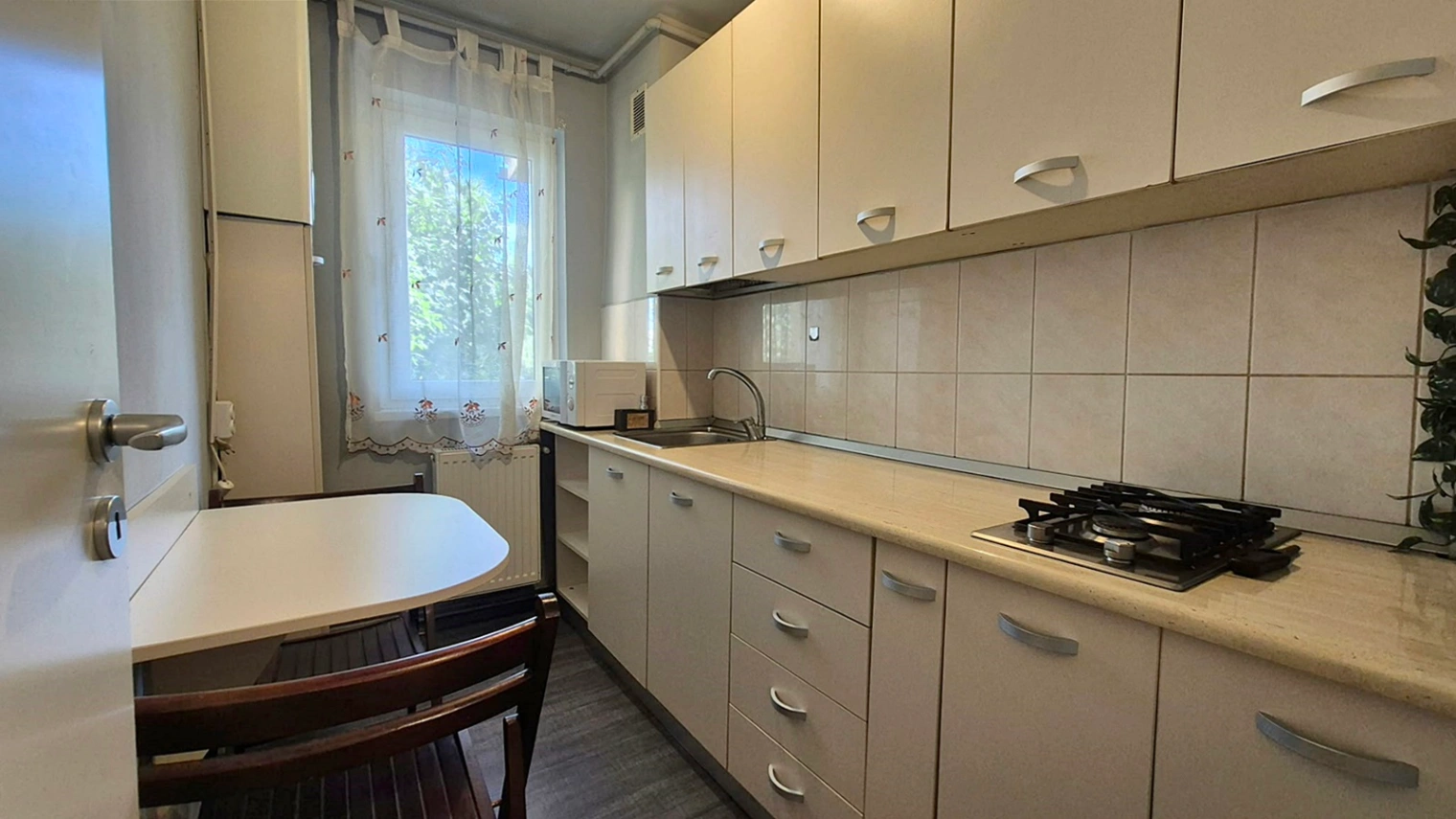 Apartament mobilat si utilat, ideal investitie. ZERO comision. — fotografia 4