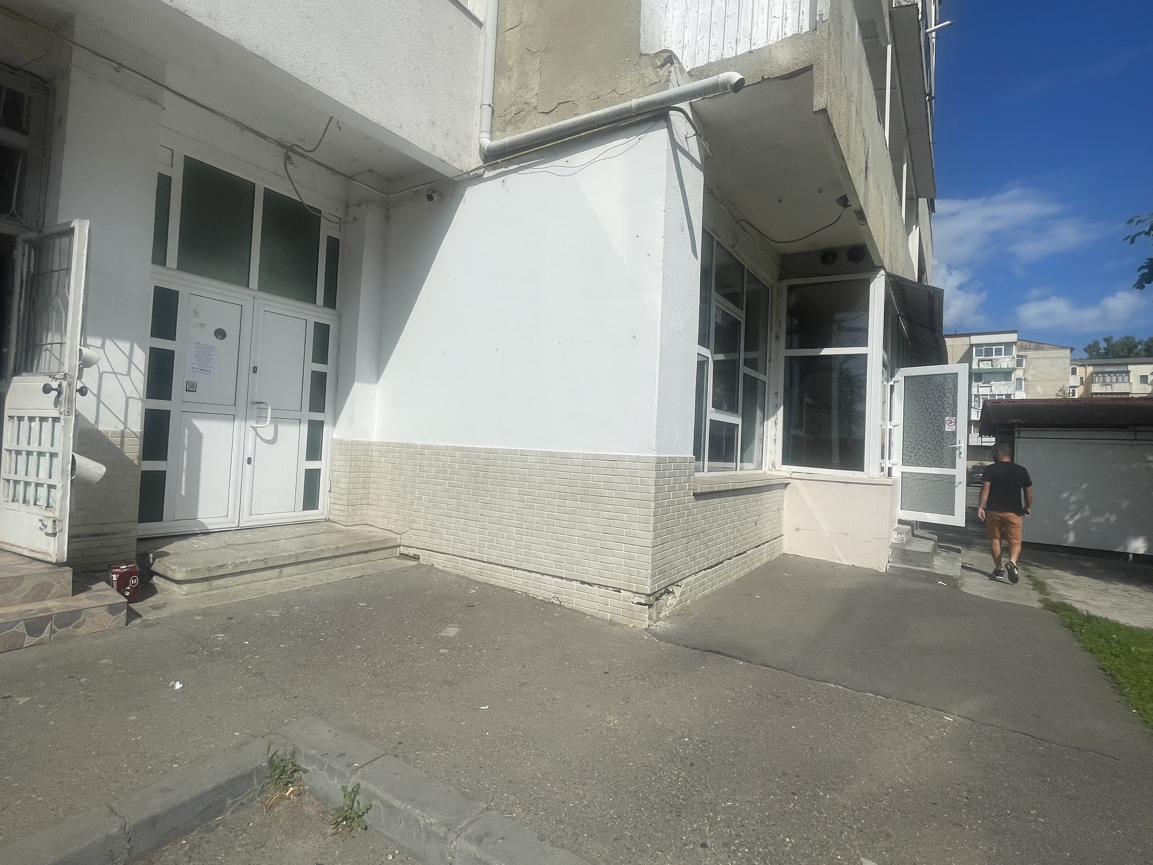 Spațiu comercial 159 mp intrare Strand lângă Aqua Park — fotografia 13