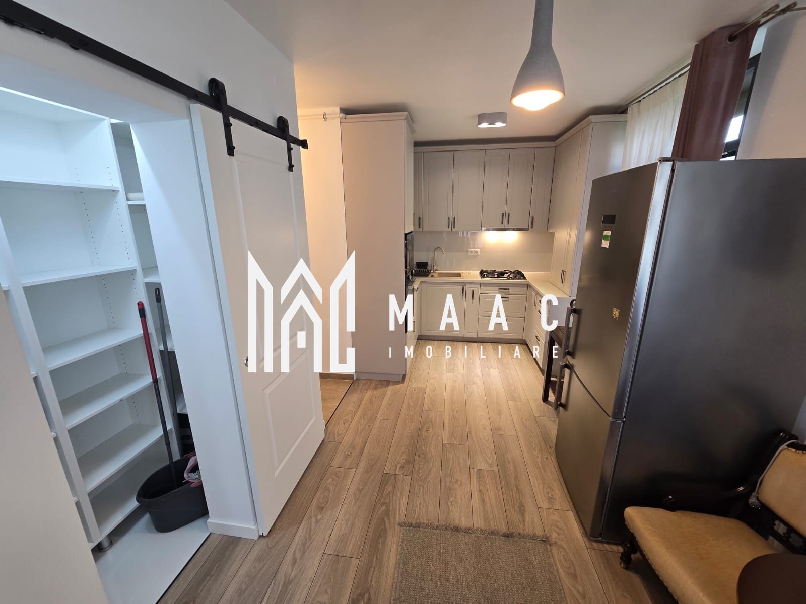 Apartament 3 camere 84 mpu 2 bai 2 balcoane Selimbar Lidl — fotografia 9