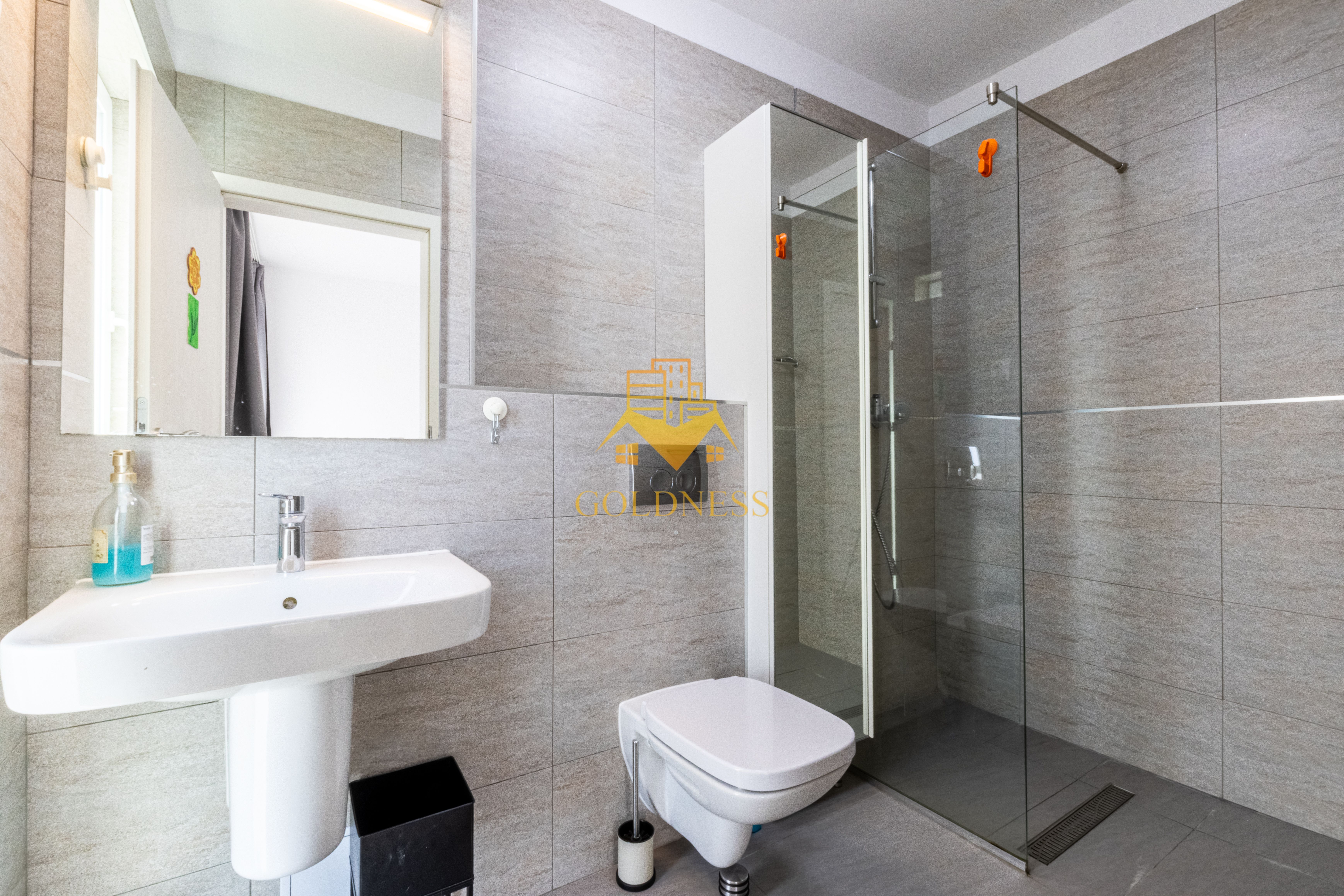 3 camere, Parcare, Buna Ziua, Grand Hotel Italia, LIDL, Pet Friendly — fotografia 5