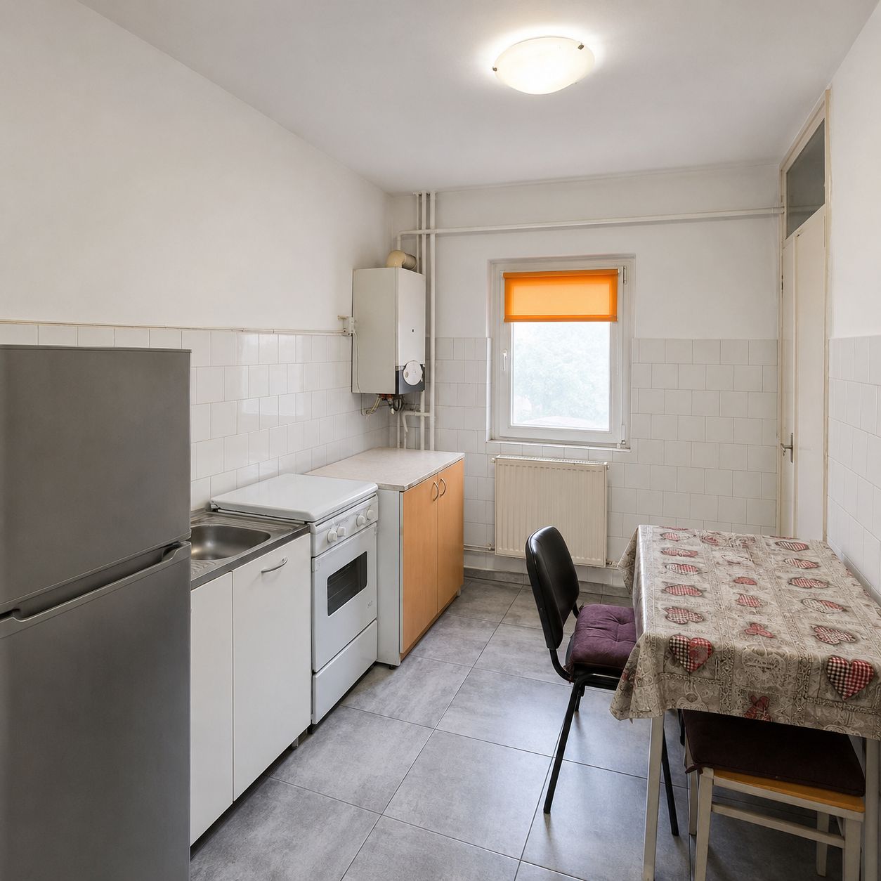 Apartament decomandat cu 3 camere și 2 băi, zona Complex Studențesc — fotografia 4