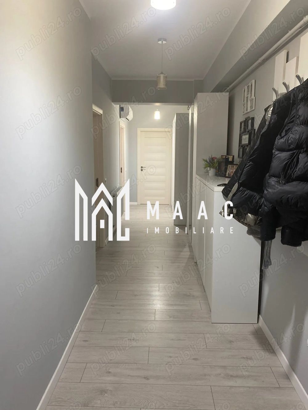 Apartament 3 camere | 111 mpu | 2 balcoane | 2 parcari | Ostroveni |
