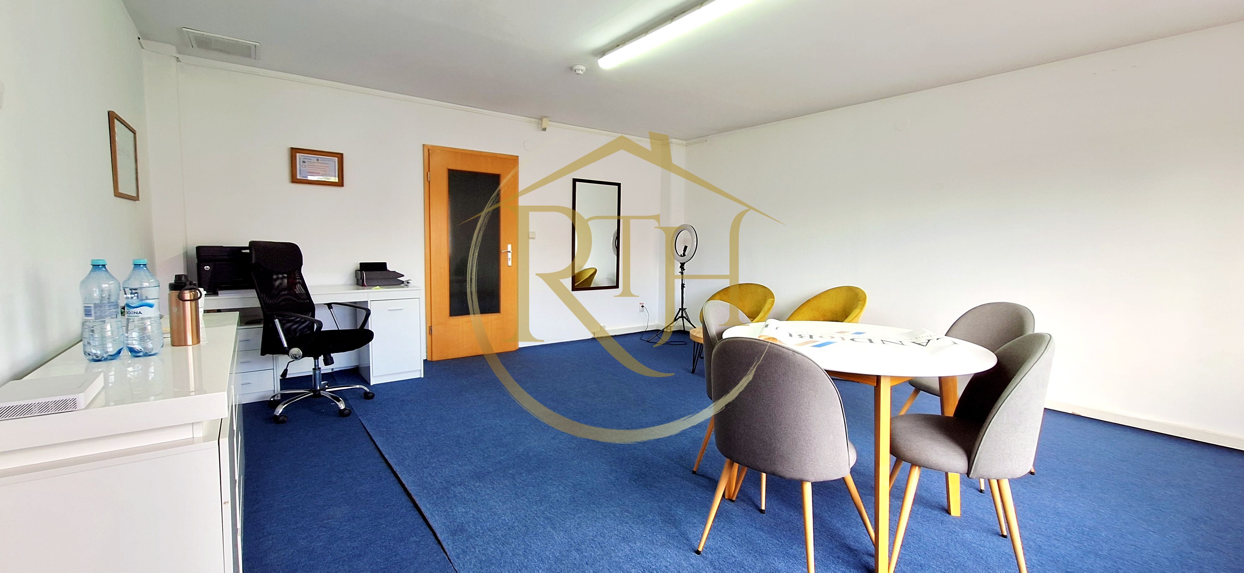 Oferim spre inchiriere spatii pentru birouri, zona Soarelui, Parcare privata — fotografia 3