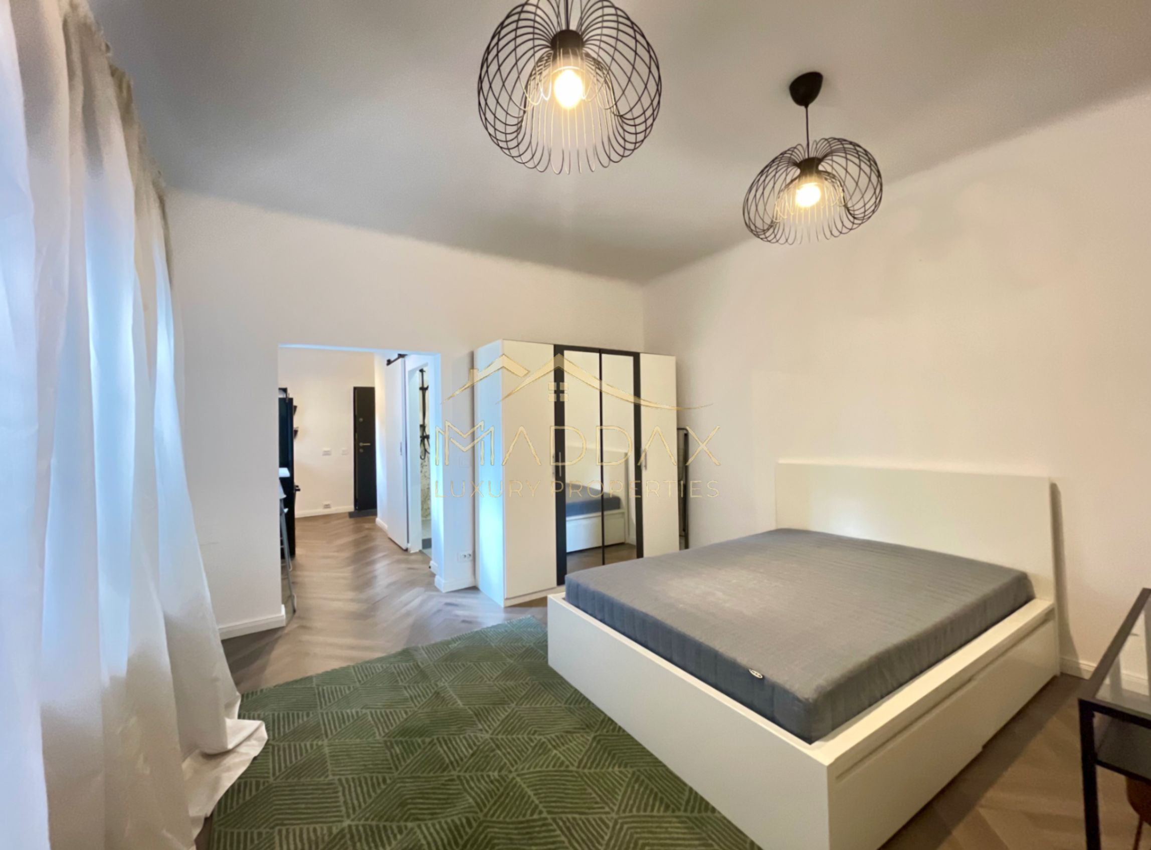 Garsoniera Premium in Vila interbelica**Boxa+Mansarda+Curte/R. Beller/DOROBANTI