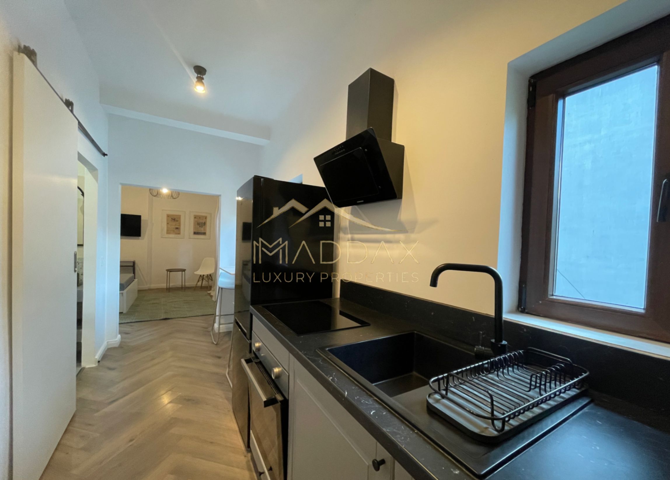 Garsoniera Premium in Vila interbelica**Boxa+Mansarda+Curte/R. Beller/DOROBANTI — fotografia 12