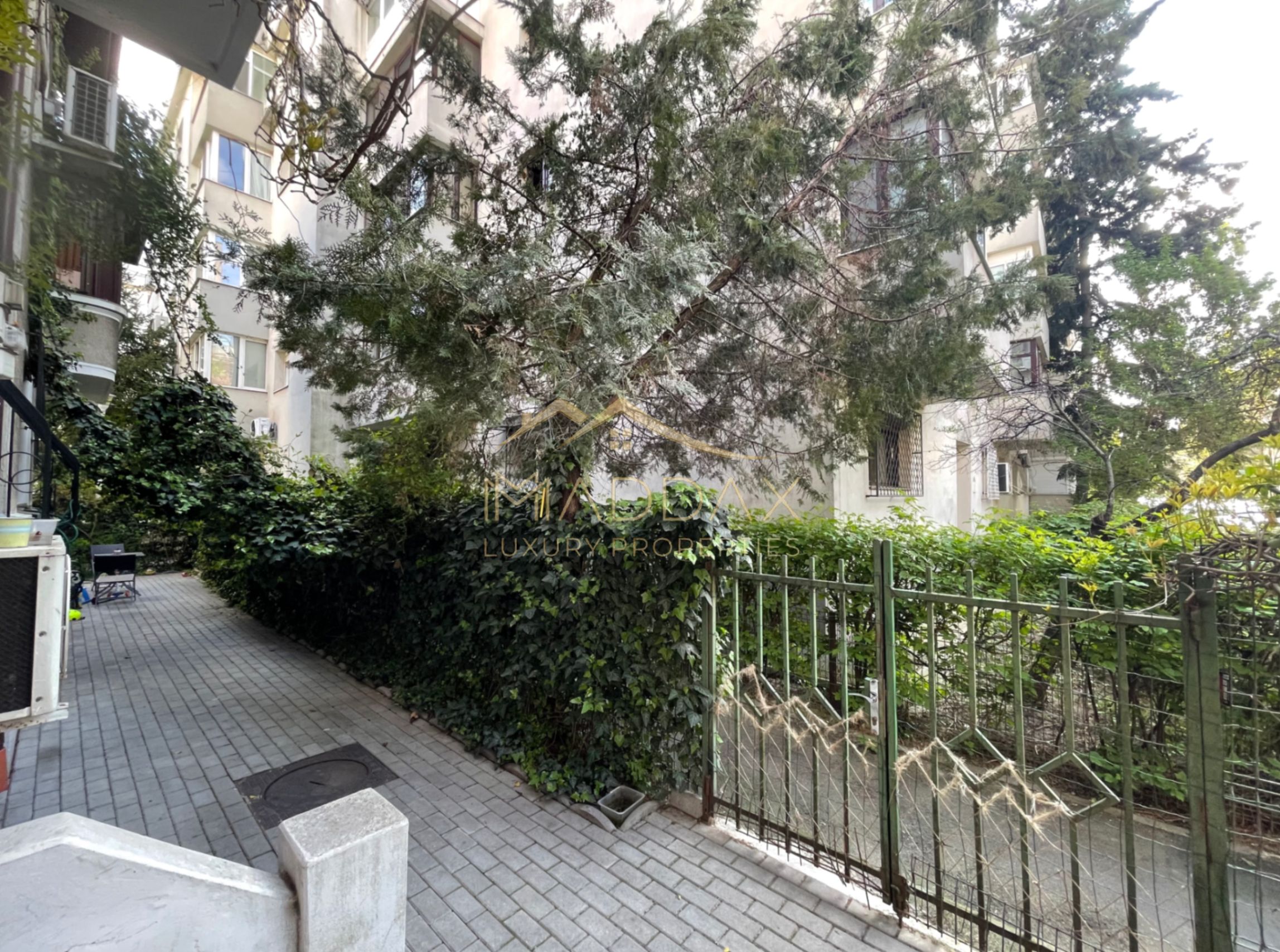 Garsoniera Premium in Vila interbelica**Boxa+Mansarda+Curte/R. Beller/DOROBANTI — fotografia 33