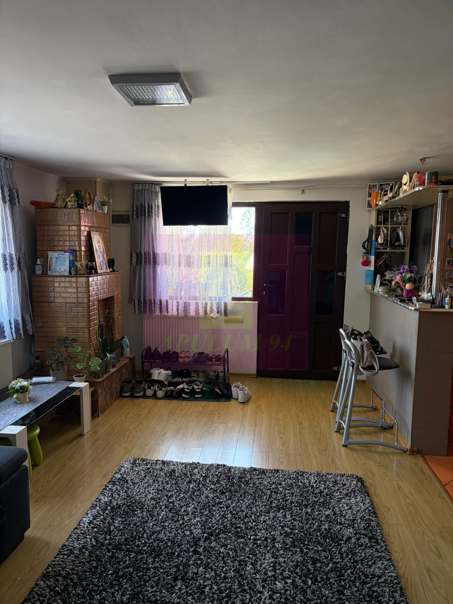 Casa de vanzare cu 4 camere in Comarnic — fotografia 6