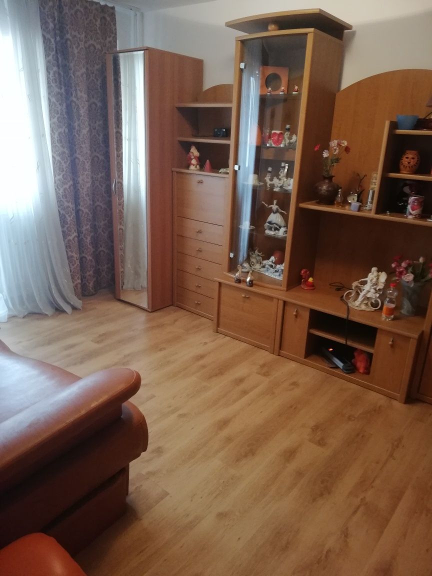 Închiriez apartament doua camere, în Doamna Ghicaa — fotografia 4